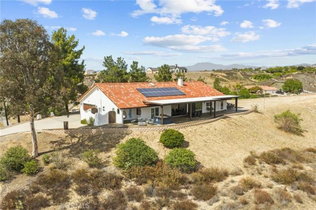 35251 Calle Campo, Temecula, CA 92592