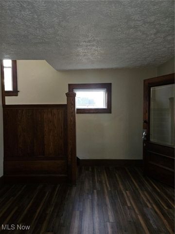 436 Cole Avenue, Akron, OH 44301