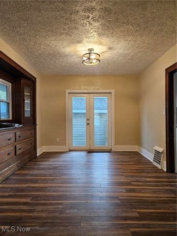 436 Cole Avenue, Akron, OH 44301