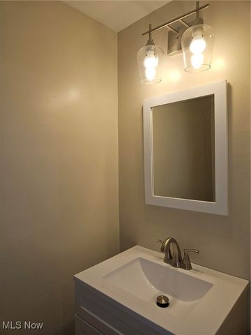 436 Cole Avenue, Akron, OH 44301