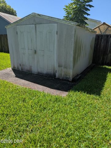 314 Roslyn Avenue, New Smyrna Beach, FL 32168