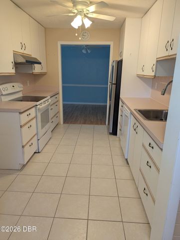 314 Roslyn Avenue, New Smyrna Beach, FL 32168