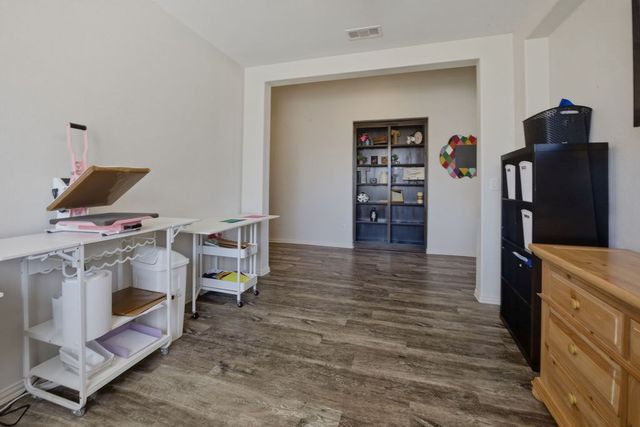 1006 Daisy Road, Midland, TX 79706