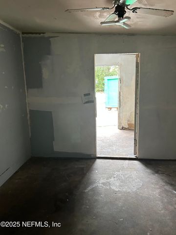 10633 ITHACA Drive, Jacksonville, FL 32218