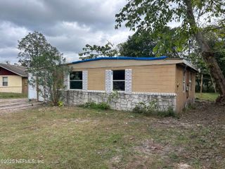 10633 ITHACA Drive, Jacksonville, FL 32218