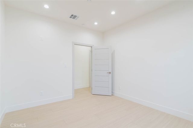 11856 Arminta Street, North Hollywood, CA 91605