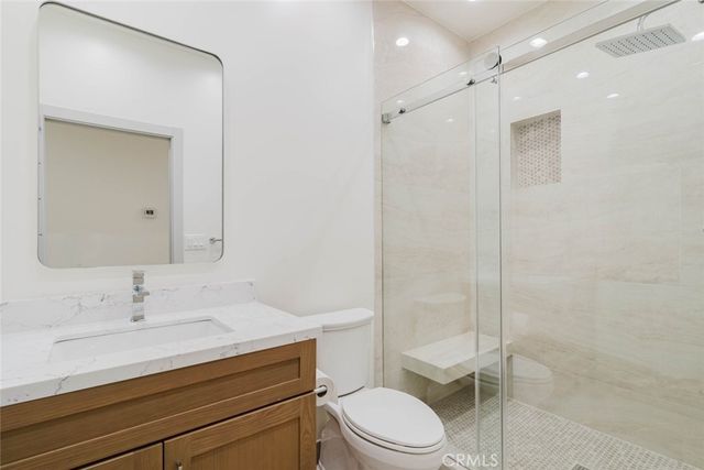 11856 Arminta Street, North Hollywood, CA 91605