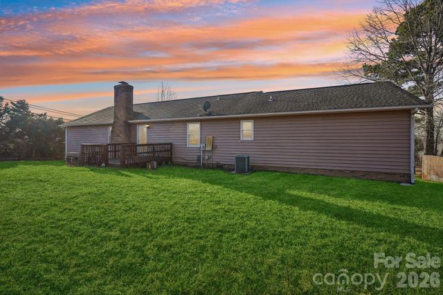 11000 Mallard Crossing Drive, Charlotte, NC 28262