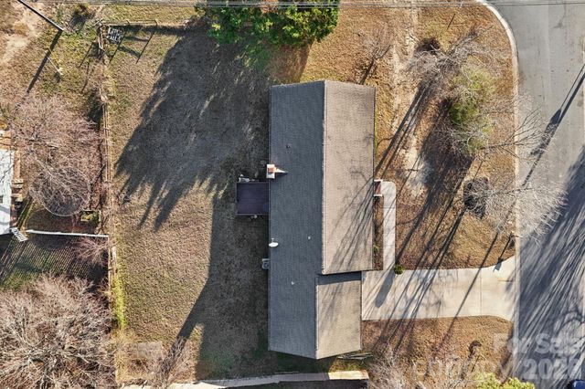 11000 Mallard Crossing Drive, Charlotte, NC 28262