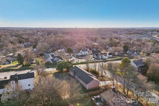 11000 Mallard Crossing Drive, Charlotte, NC 28262