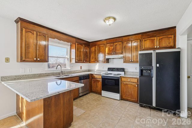 11000 Mallard Crossing Drive, Charlotte, NC 28262