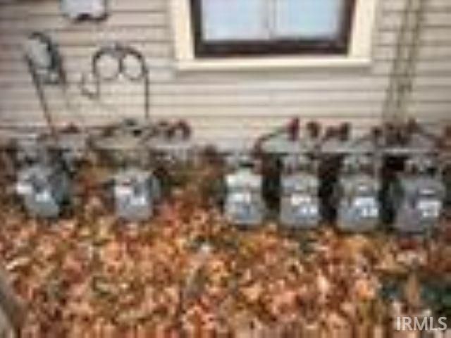 517 519 521 523 525 Lww Street, Mishawaka, IN 46544