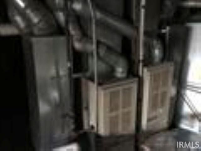 517 519 521 523 525 Lww Street, Mishawaka, IN 46544