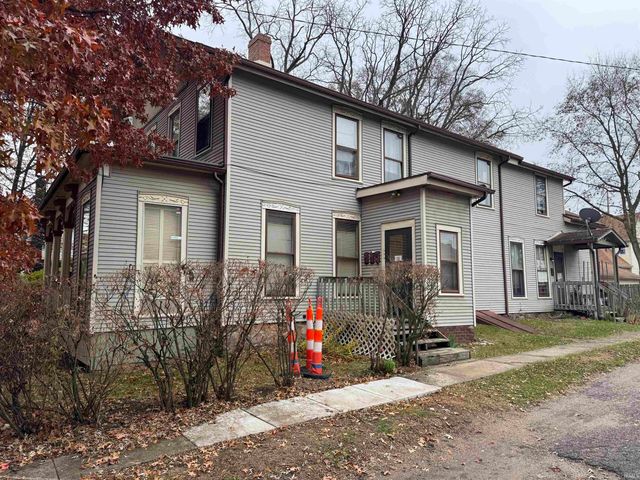 517 519 521 523 525 Lww Street, Mishawaka, IN 46544