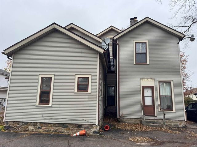 517 519 521 523 525 Lww Street, Mishawaka, IN 46544