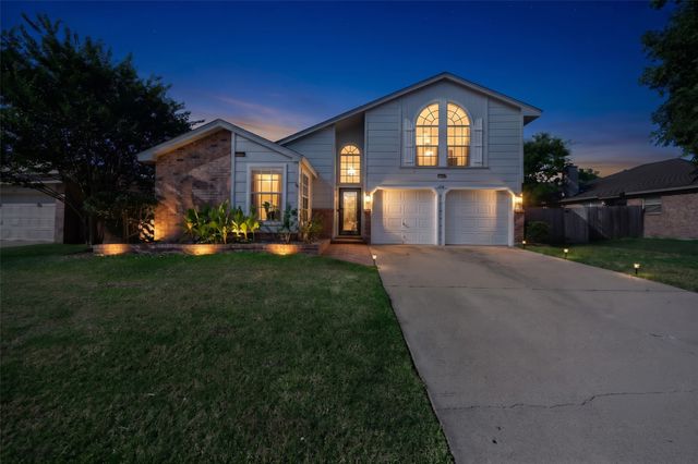 6730 Bighorn Ridge, Arlington, TX 76002