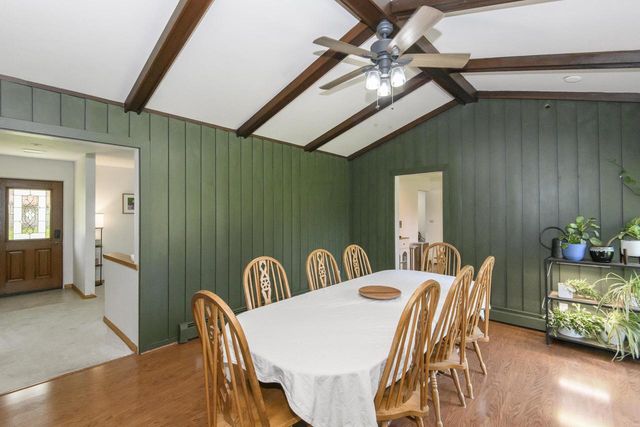4221 Woodbury LANE, Mount Pleasant, WI 53403