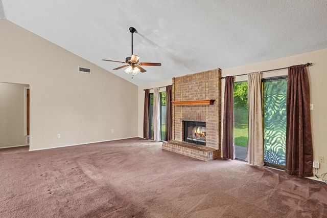 6210 Valley Forge Court, Arlington, TX 76002