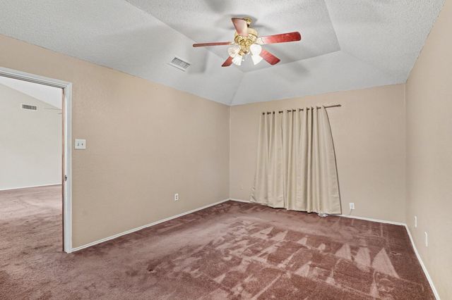 6210 Valley Forge Court, Arlington, TX 76002