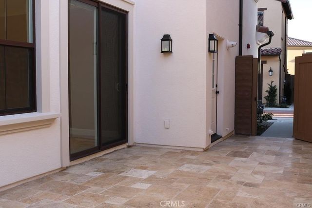 128 Mustang, Irvine, CA 92602