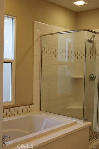 128 Mustang, Irvine, CA 92602