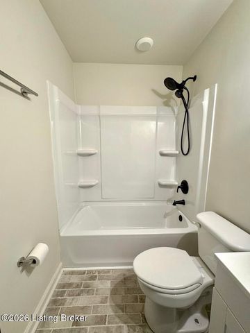 244 Blossom Rd, Louisville, KY 40229