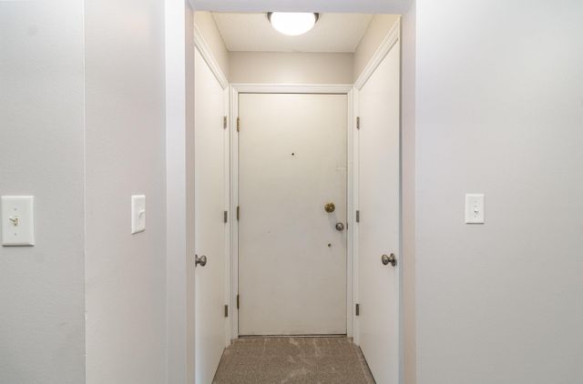 1345 Crestridge Lane 102, Eagan, MN 55123