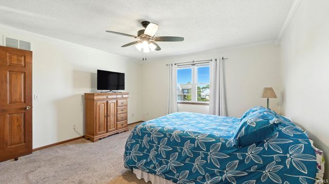 9102 Almond Tree Court, Fort Wayne, IN 46804