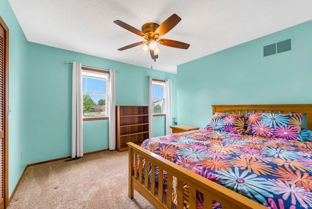 9102 Almond Tree Court, Fort Wayne, IN 46804