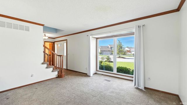 9102 Almond Tree Court, Fort Wayne, IN 46804