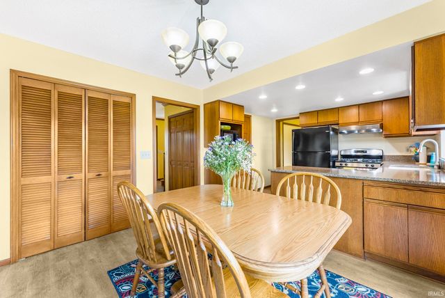 9102 Almond Tree Court, Fort Wayne, IN 46804