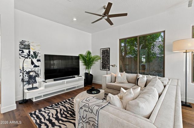 10968 E KORA Lane, Scottsdale, AZ 85255
