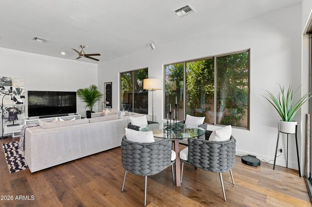 10968 E KORA Lane, Scottsdale, AZ 85255