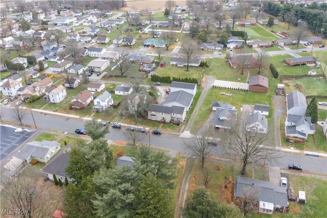 837 2nd Street SE, New Philadelphia, OH 44663