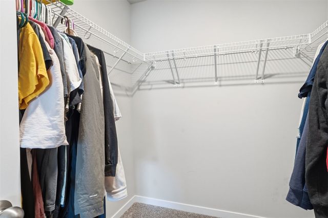 7000 Harlan Eddy Drive SW, Cedar Rapids, IA 52404