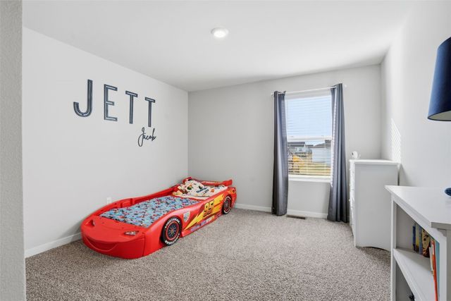 7000 Harlan Eddy Drive SW, Cedar Rapids, IA 52404