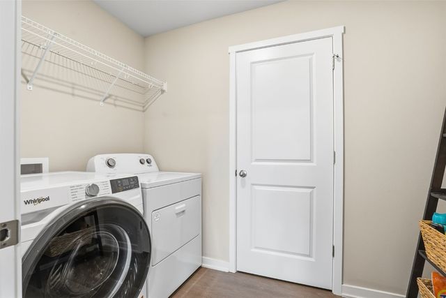 7000 Harlan Eddy Drive SW, Cedar Rapids, IA 52404