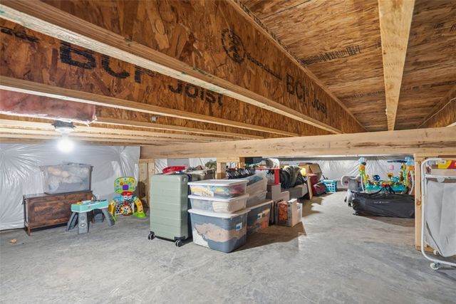 7000 Harlan Eddy Drive SW, Cedar Rapids, IA 52404