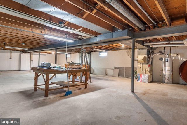 2620 SKYLARK RD, Wilmington, DE 19808