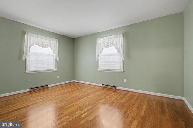 2620 SKYLARK RD, Wilmington, DE 19808