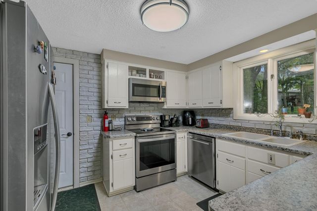 1260 7th Avenue N, Sauk Rapids, MN 56379