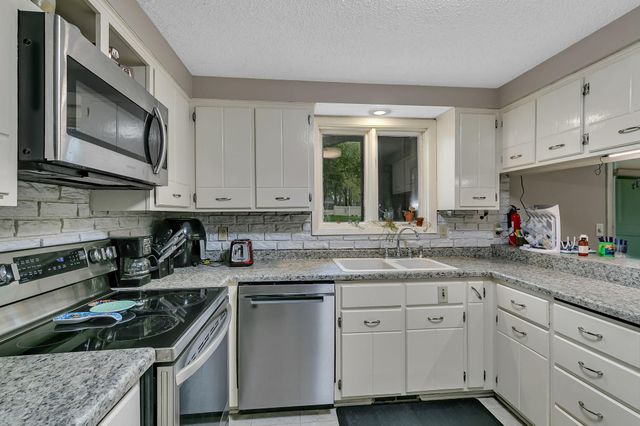 1260 7th Avenue N, Sauk Rapids, MN 56379