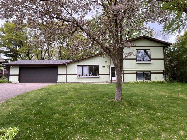 1260 7th Avenue N, Sauk Rapids, MN 56379