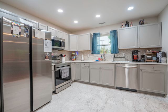 14 Yucca Drive, Rossville, GA 30741