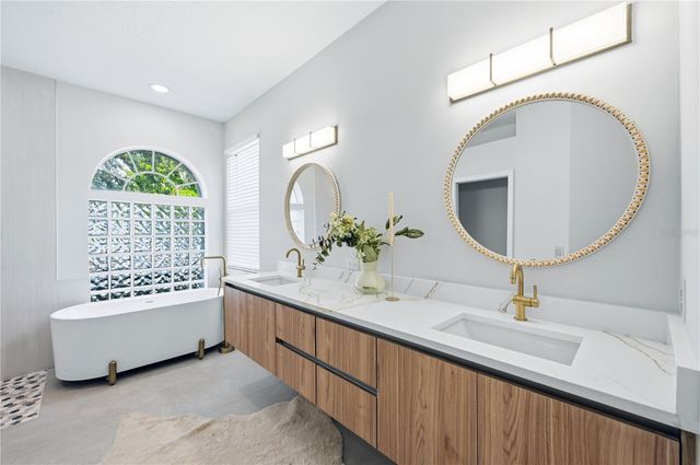 4858 AUGUSTA AVENUE, Oldsmar, FL 34677