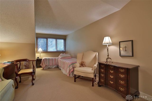 632 Renolda Woods Court, Kettering, OH 45429