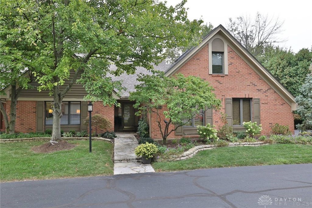 632 Renolda Woods Court, Kettering, OH 45429