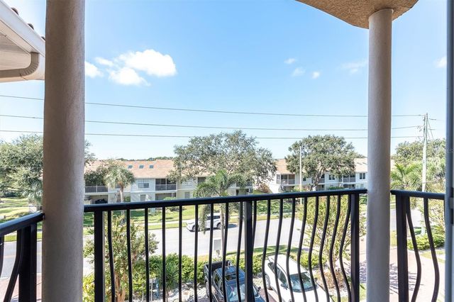 300 CAPRI BOULEVARD 6, Treasure Island, FL 33706