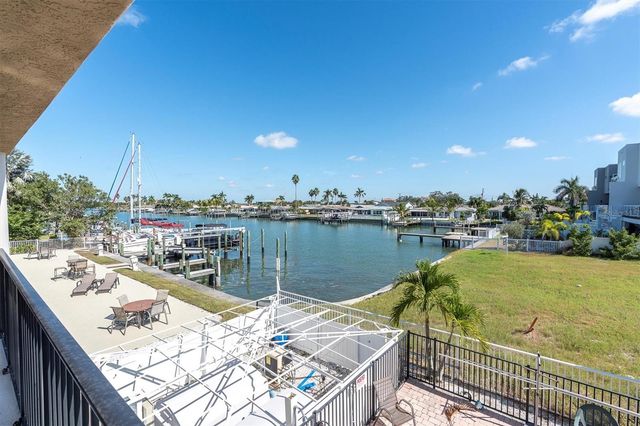 300 CAPRI BOULEVARD 6, Treasure Island, FL 33706