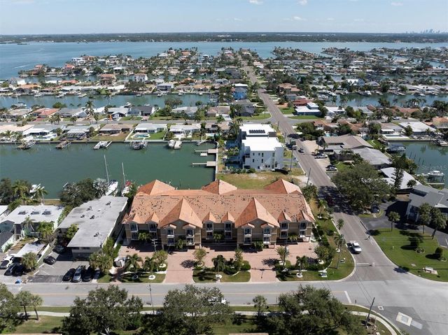 300 CAPRI BOULEVARD 6, Treasure Island, FL 33706